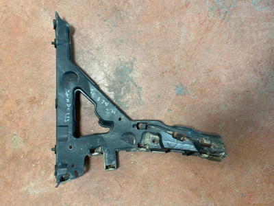 J8A217B930AD LAND ROVER RANGE ROVER VELAR L560 ARKA TAMPON SAĞ BRAKETİ | MOTOLAND