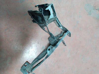 KA98854080305 BMW 1 SERİSİ F20 FAR BRAKETİ | MOTOLAND 4G21