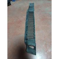 KM510184A BMW 5 SERİSİ F10 F11 DEFLEKTÖR ORTA ÖN 4H1