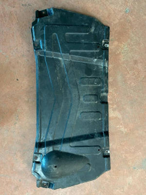 KRB000290 LAND ROVER DISCOVERY 276DT MOTOR ALT KORUMA PLAKASI