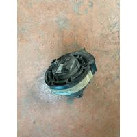 L8D2-18D474-AC LAND ROVER DİSCOVERY SPORT L550 SU POMPASI BRAKETİ SAĞ | MOTOLAND