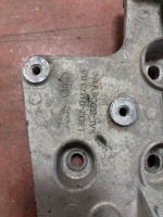 L8D24H473BB LAND ROVER DİSCOVERY SPORT L550 ŞANZIMAN BRAKETİ | MOTOLAND