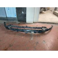 LK721-7E778-AA LAND ROVER DİSCOVERY SPORT L550 ÖN TAMPON ORTA BRAKETİ | MOTOLAND
