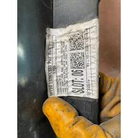 LK721-7E778-AA LAND ROVER DİSCOVERY SPORT L550 ÖN TAMPON ORTA BRAKETİ | MOTOLAND