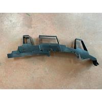 LR013866 / RAH3217752BA RANGE ROVER SPORT L320 TAMPON SAĞ BRAKETİ | MOTOLAND