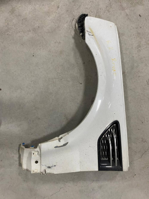 LR015037 LAND ROVER RANGE ROVER SPORT 2006-09 SOL ÖN ÇAMURLUK