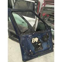 LR016463 / BDA780110 LAND ROVER DİSCOVERY 3 L319 SOL ÖN KAPI