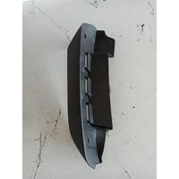 LR020485 / AH4217F018AA RANGE ROVER L322 ÖN TAMPON TRIM 4B10