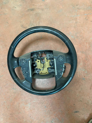 LR023953 / AH323L598EB8PVJ LAND ROVER DİSCOVERY 4 L319 2010-2016 VE RANGE ROVER SPORT L320 2010-2013 AİRBAGSİZ DİREKSİYON SİMİDİ | MOTOLAND
