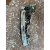 LR027946 / BJ3213B382AA LAND ROVER SOL AYNA SİNYALİ DİSCOVERY 4 2010-2016  DİSCOVERY 5 L462  RANGE ROVER L322  RANGE ROVER EVOQUE L538  RANGE ROVER SPORT L320 | MOTOLAND