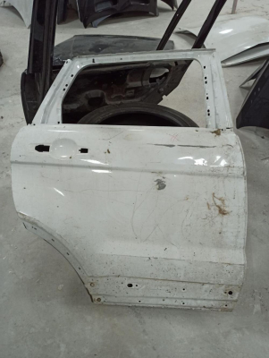 LR028556 / BJ3224630AA RANGE ROVER EVOQUE L538 SAĞ ARKA KAPI