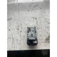 LR033666 / CPLA7E453AC RANGE ROVER L405 VİTES KOLU | MOTOLAND