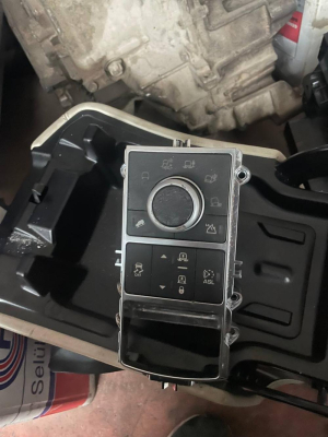 LR034846 / CPLA14B596 RANGE ROVER L405 KONTROL DÜĞMELERİ