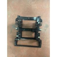 LR035354 / CK5204268A LAND ROVER L405 ORTA BRAKET | MOTOLAND