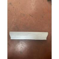 LR035836 / CPLA13200AD RANGE ROVER L405 ÖN EŞİK DÖŞEMESİ