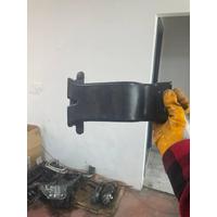 LR035931 / CPLA113B13AB RANGE ROVER L405 ISITICI KANAL BORUSU