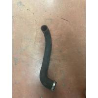 LR036483 / CPLA6F074DC RANGE ROVER L405 SOĞUTMA SİSTEMİ BORUSU