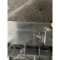 LR037442 / CK52425A92A RANGE ROVER L405 BAGAJ KAPLAMASI