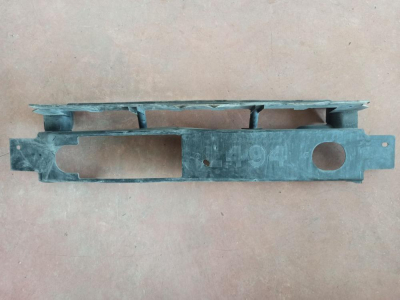 LR043739 / DK62001A04A RANGE ROVER L494 ÖN TAMPON PARÇA 4B11