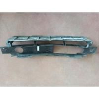 LR043739 / DK62001A04A RANGE ROVER L494 ÖN TAMPON PARÇA 4B11