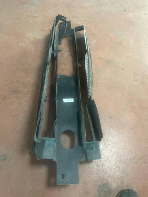 LR043739 / DK62001A04A RANGE ROVER SPORT L494 ÖN PANEL MASKE