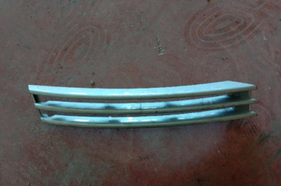 LR044732 / CK52018K27AA LAND ROVER TAMPON IZGARASI 4G15