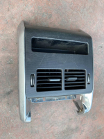 LR044998 / DK62045L92B LAND ROVER RANGE ROVER SPORT L494 ARKA HAVA IZGARA MERKEZİ | MOTOLAND