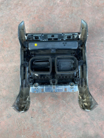 LR044998 / DK62045L92B LAND ROVER RANGE ROVER SPORT L494 ARKA HAVA IZGARA MERKEZİ | MOTOLAND