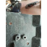 LR045182 / DK6217A882A RANGE ROVER SPORT ARKA TAMPON PARÇA 4B16