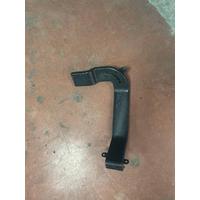 LR047604 / CPLA01907AD RANGE ROVER L405 HAVA KANAL BORUSU