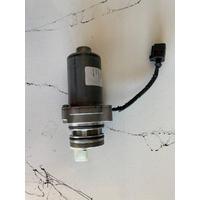 LR051321 / 02004763 GX63 ZF 8HP70 ELEKTRİKLİ HARİCİ YAĞ POMPASI