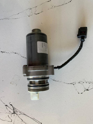 LR051321 / 02004763 GX63 ZF 8HP70 ELEKTRİKLİ HARİCİ YAĞ POMPASI