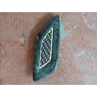 LR052981 / DK6216C629AD RANGE ROVER SPORT L494 KAPUT IZGARA 4B10
