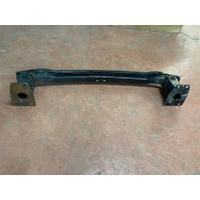 LR059013 / FK7217F021AB LAND ROVER DİSCOVERY SPORT L550 ÖN TAMPON DEMİRİ | MOTOLAND