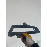 LR061229 / FK7215A298B LR DİSCOVERY L550 SİS FARI ÇERÇEVESİ