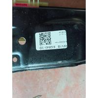 LR067999 / BJ3223201AH RANGE ROVER EVOQUE L538 SOL CAM MEKANİZMA