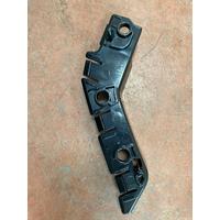 LR077882 / FK7217E762AC LAND ROVER DİSCOVERY SPORT L550 ÖN TAMPON SAĞ BRAKETİ | MOTOLAND
