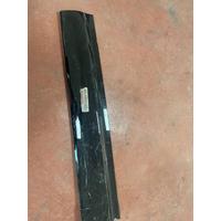 LR082691 / HY3M21065 LR DİSCOVERY 5 L462 KAPI KALIBI | MOTOLAND