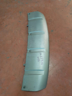 LR083106 / HY3217F011AA DİSCOVERY 5 2017 ÖN TAMPON ALTI