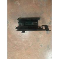 LR086930 / CK5214A260 LR DİSCOVERY 5 L462 GÖVDE PARÇASI