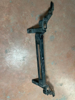 LR091872 / J8A216E144 RANGE ROVER VELAR L560 ÖN PANEL DEMİRİ | MOTOLAND