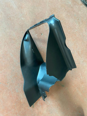 LR100428 / JK528C465AB LAND ROVER RANGE ROVER L405 RADYATÖRE HAVA AKIŞI SOL HAVA BAKALİTİ | MOTOLAND