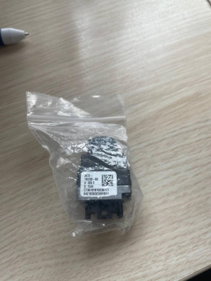 LR107743 / JK7219G590BB LR DİSCOVERY L550 ARKA GÖRÜŞ KAMERA