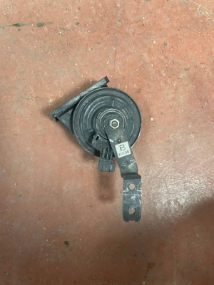 LR113190 / HY3213801BA LAND ROVER DİSCOVERY L462 SES SİNYALİ