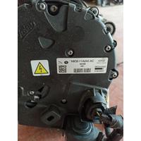 LR137956 / J9C24876 / K8D211A240AC JAGUAR/LAND ŞARJ DİNAMO 4D21