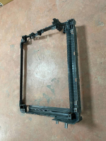 LR141170 / M8A28B680EC LAND ROVER RANGE ROVER VELAR L560 RADYATÖR MUHAFAZA BAKALİTİ | MOTOLAND