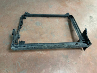 LR141170 / M8A28B680EC LAND ROVER RANGE ROVER VELAR L560 RADYATÖR MUHAFAZA BAKALİTİ | MOTOLAND