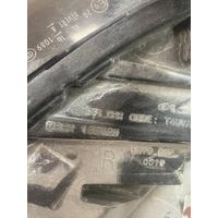 LR152083 / M8E213W029 RANGE ROVER L460 SAĞ FAR | MOTOLAND
