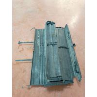 LR152625 / M8E28A118A RANGE ROVER L460 ÖN PANEL HAVALANDIRMA