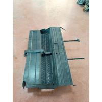 LR152625 / M8E28A118A RANGE ROVER L460 ÖN PANEL HAVALANDIRMA